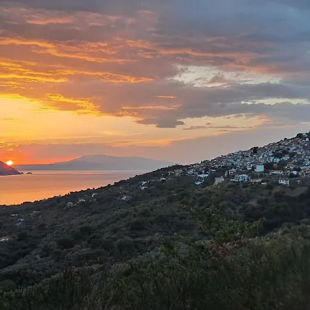 Blue, Traditional House Klíma