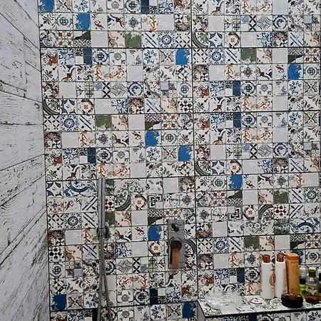 Blue, Traditional House 度假居 *