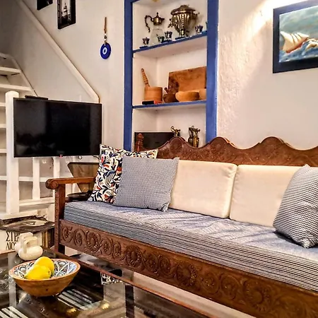 度假居 Blue, Traditional House *